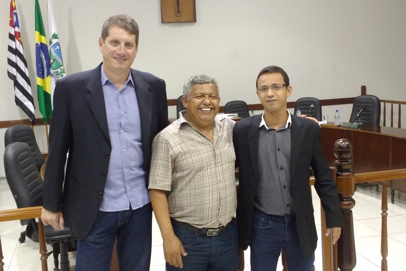 Vereador Carlos Donizete da Costa visita Câmara de Cajuru