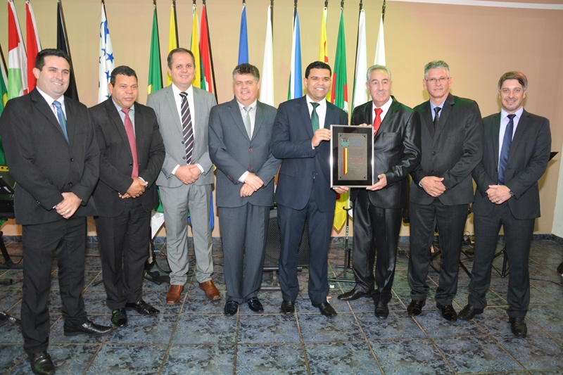Câmara Homenageia o Pastor  Daniel Aparecido Silva com a outorga do Título de Cidadão Guaçuano.