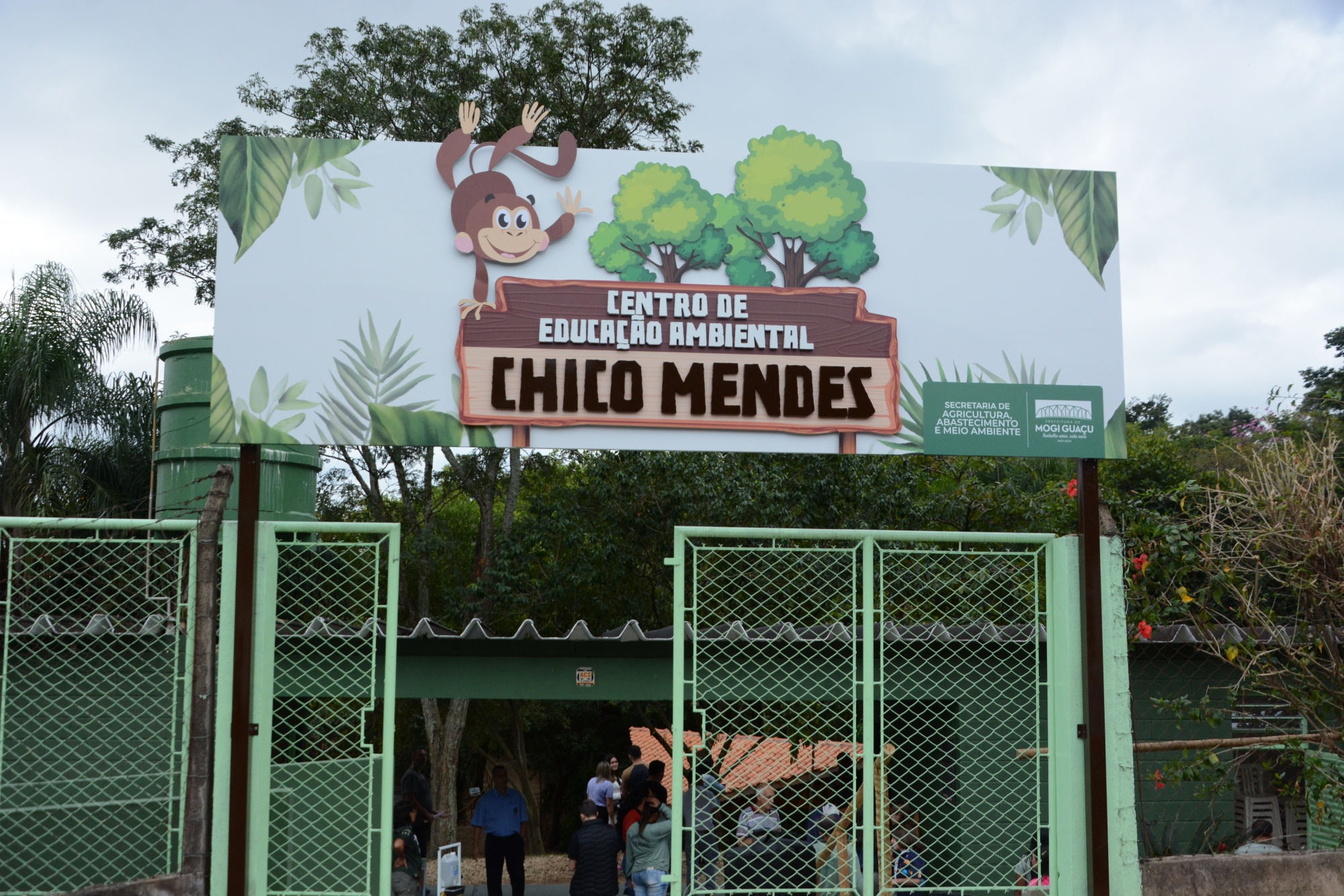Vereadores participam de reinauguração do Parque Chico Mendes