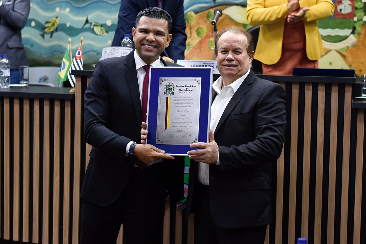 Empresário Antônio Lopes recebe o título de ‘Cidadão Guaçuano’